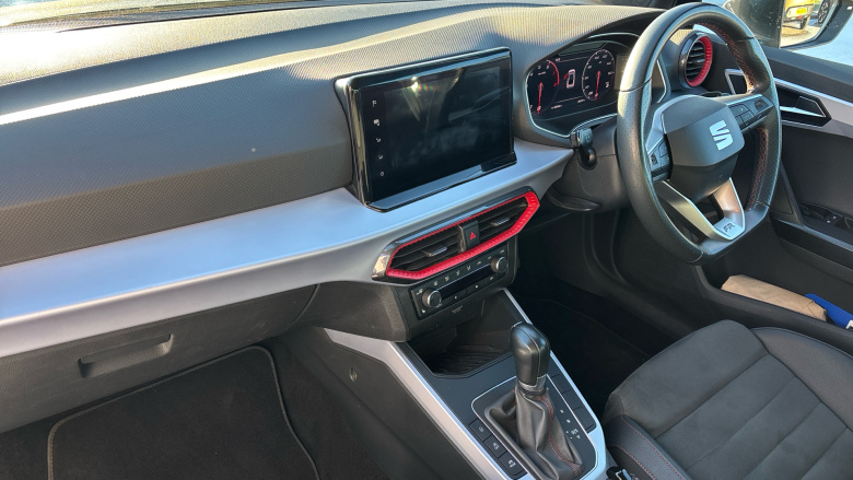 SEAT Arona 1.0 TSI 110 FR Sport 5dr DSG Petrol Hatchback